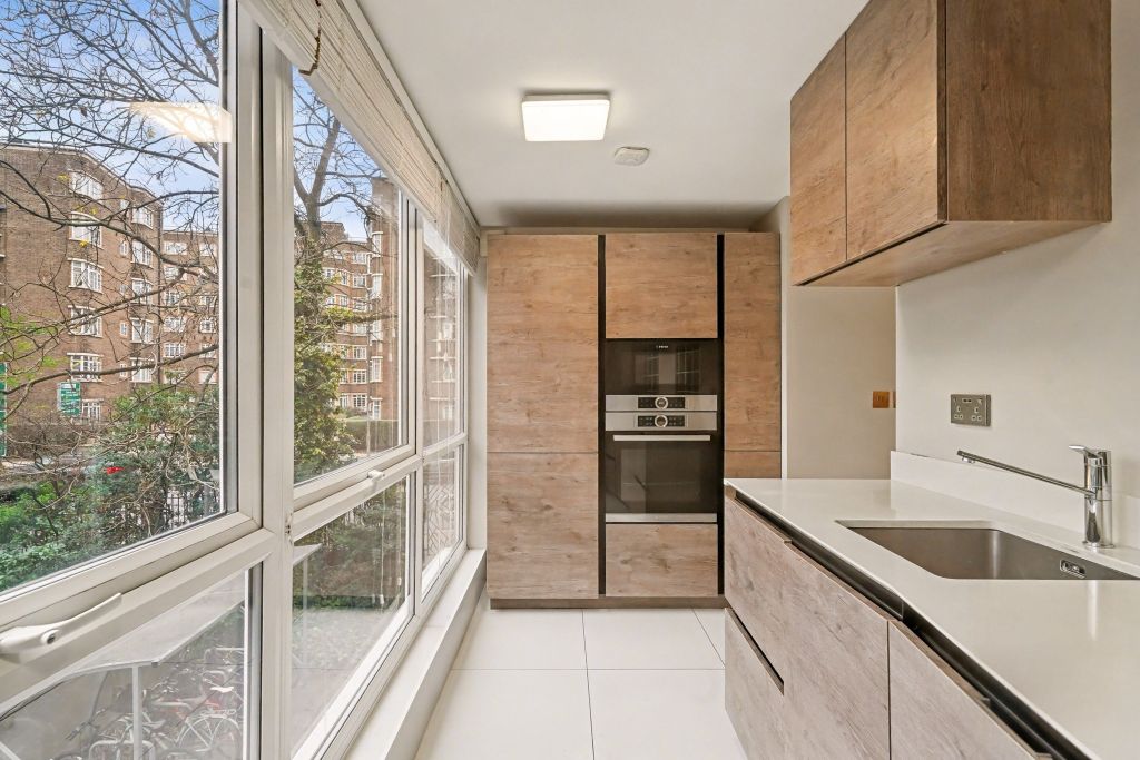 Property photo 2 of 13 Kitchen