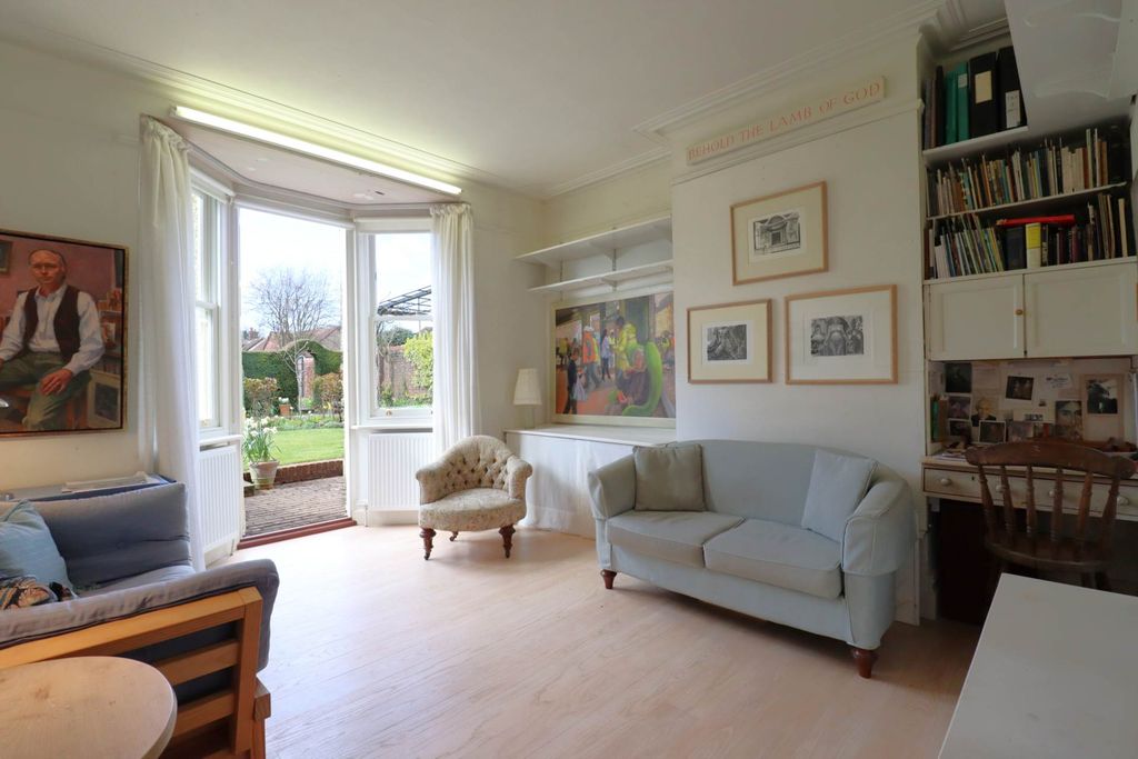 Property photo 3 of 14