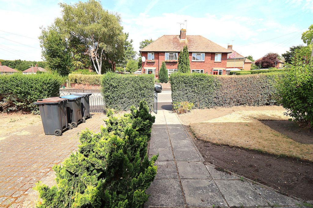 Property photo 3 of 16
