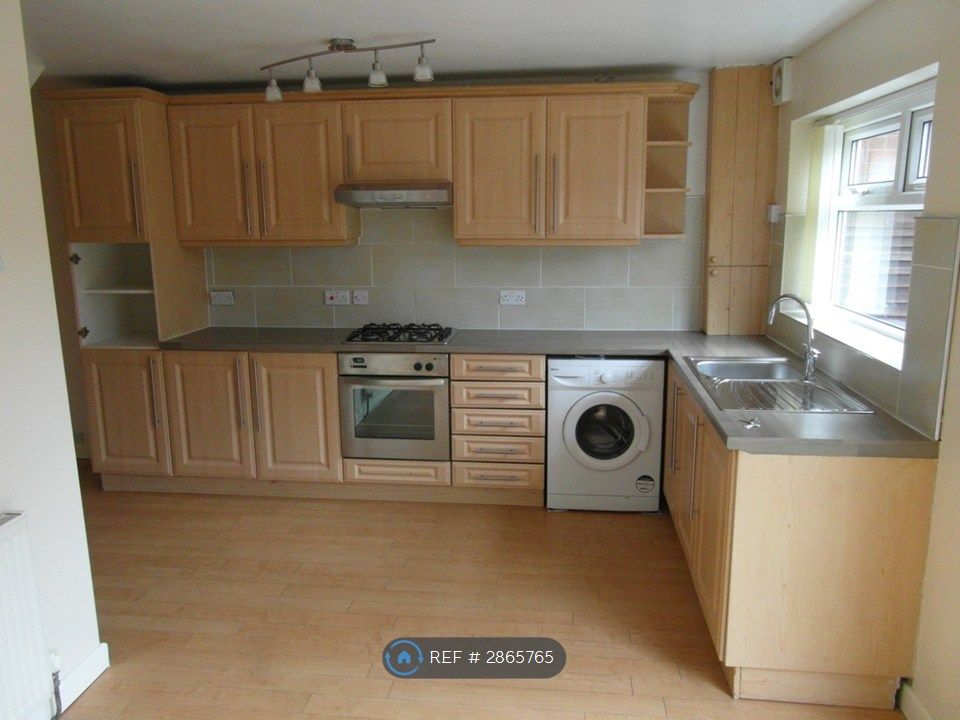 Property photo 2 of 7