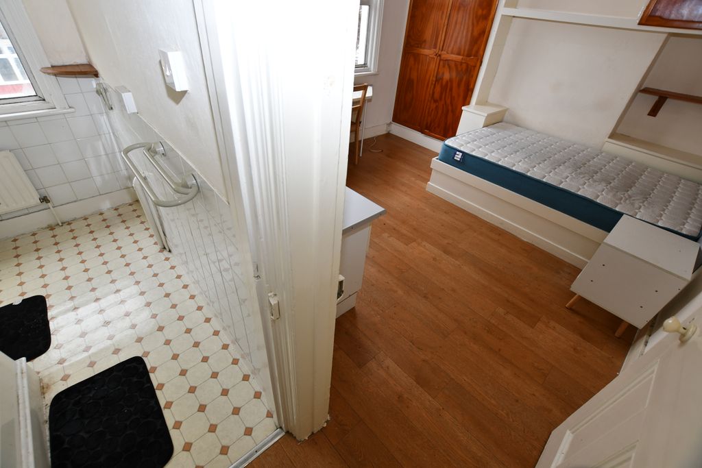 Property photo 3 of 7 Dsc_4285