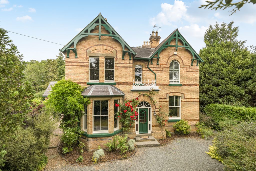 Property photo 1 of 30 1-6A446Fae27B13-1482214-2-6A443047d2F13-1