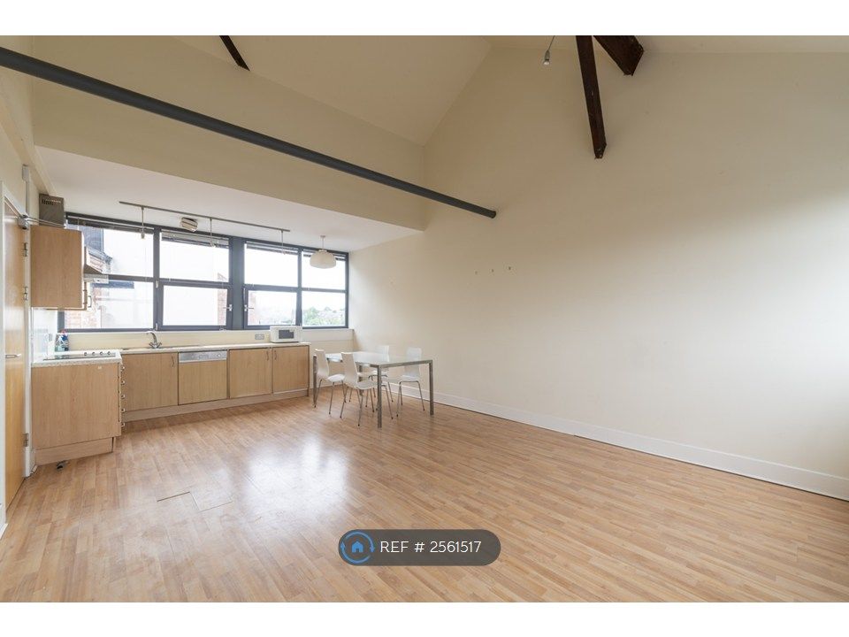 Property photo 2 of 20