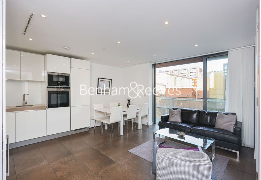 Property photo 1 of 32