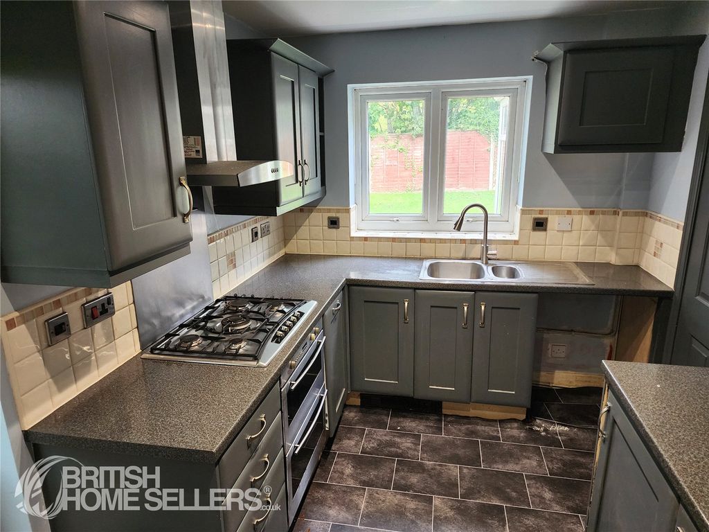 Property photo 3 of 21 3