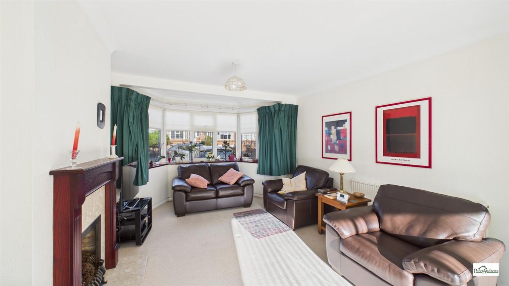 Property photo 2 of 16 Cam02085G0-Pr0233-Still007.Jpg