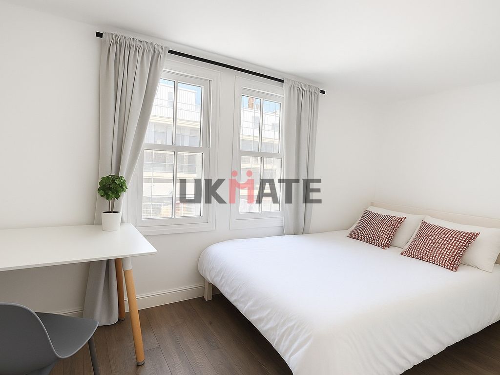 Property photo 1 of 7 Bright And Airy Master Bedroom With Large Window, ...