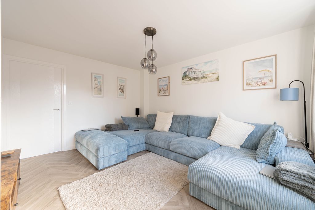 Property photo 2 of 12 Dsc_3341-Hdr