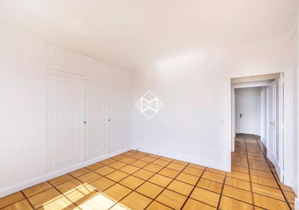 Property photo 3 of 3