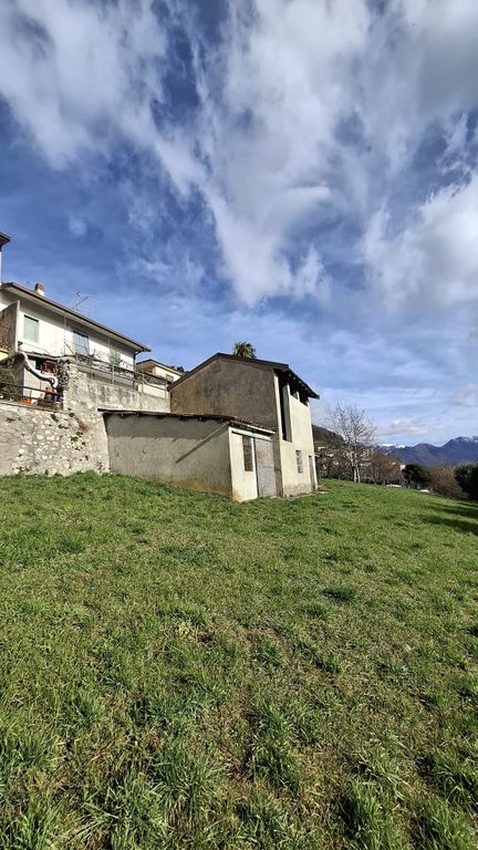 Property photo 1 of 38