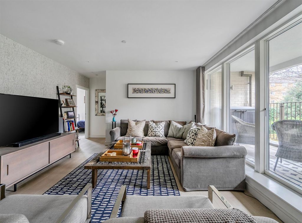 Property photo 2 of 13 19534752 (12).Jpg