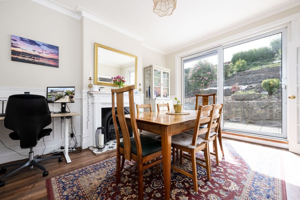 Additional image 10 of 2 bed semi-detached bungalow for saleWelbeck Street, Greenock PA16