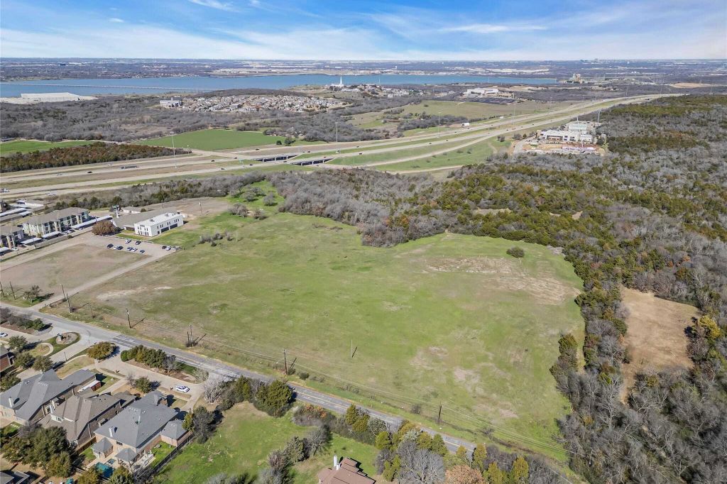 Property photo 3 of 10 <Alttext/>