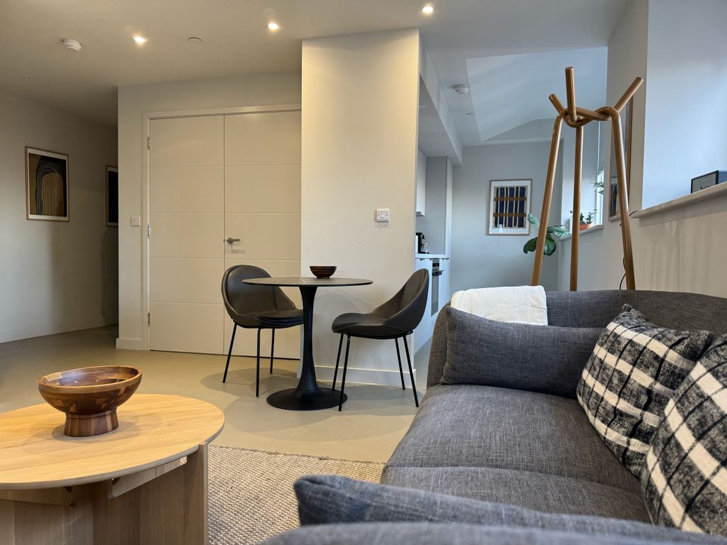 Property photo 2 of 23 Img_5524