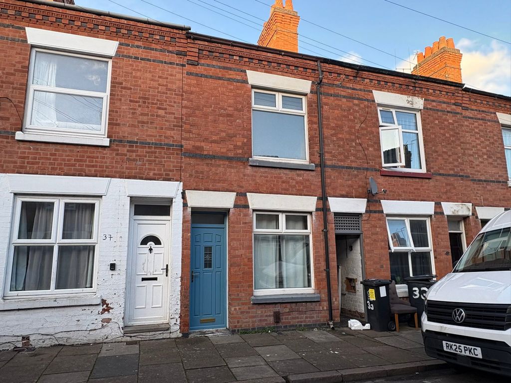 Property photo 1 of 11