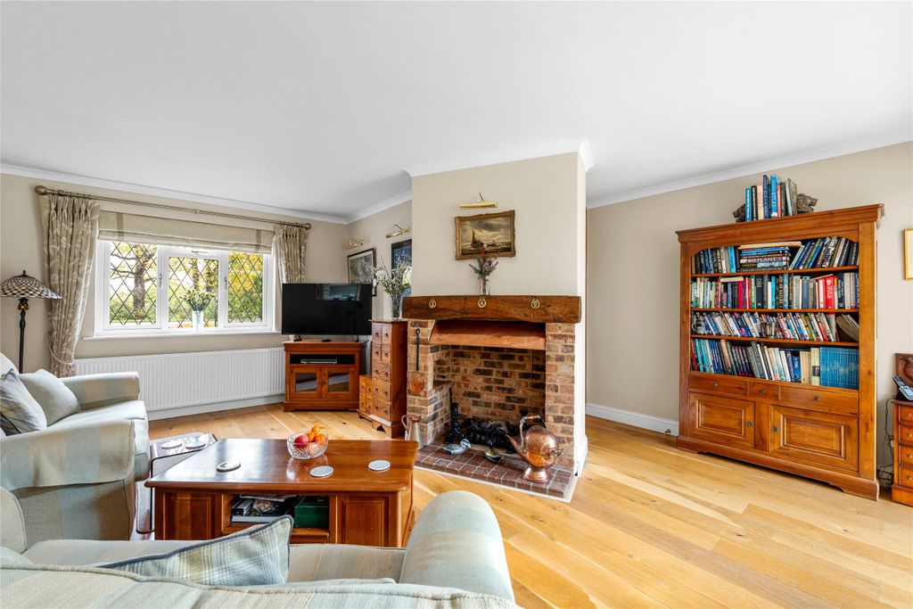 Property photo 3 of 28 Picture No. 12