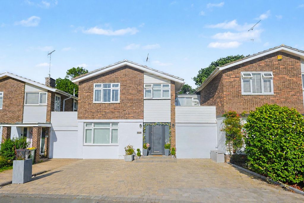 Property photo 1 of 19