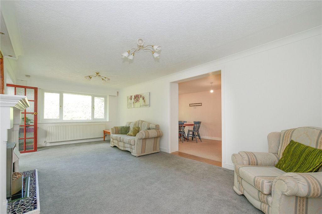 Property photo 3 of 33 Picture No. 37