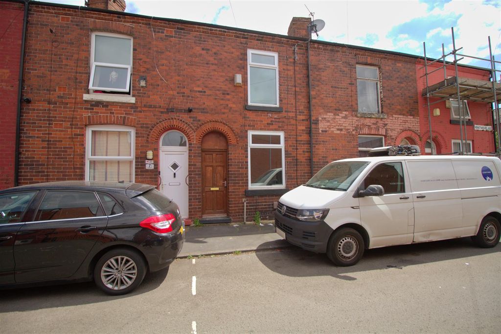 Property photo 1 of 8 Front View.Jpg