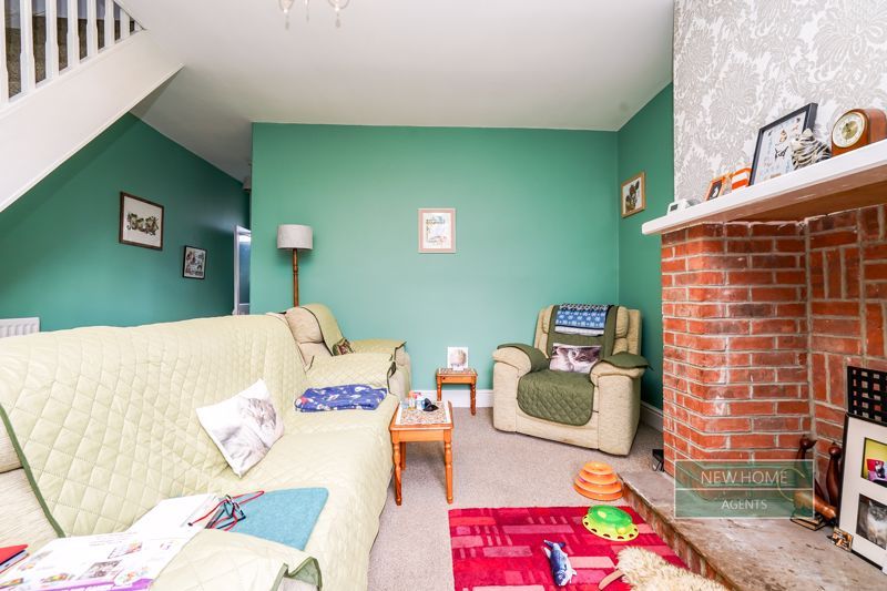 Property photo 3 of 16 Photo 9