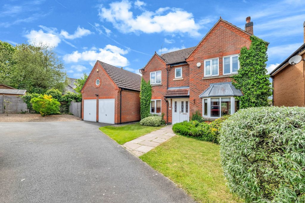 Property photo 1 of 36