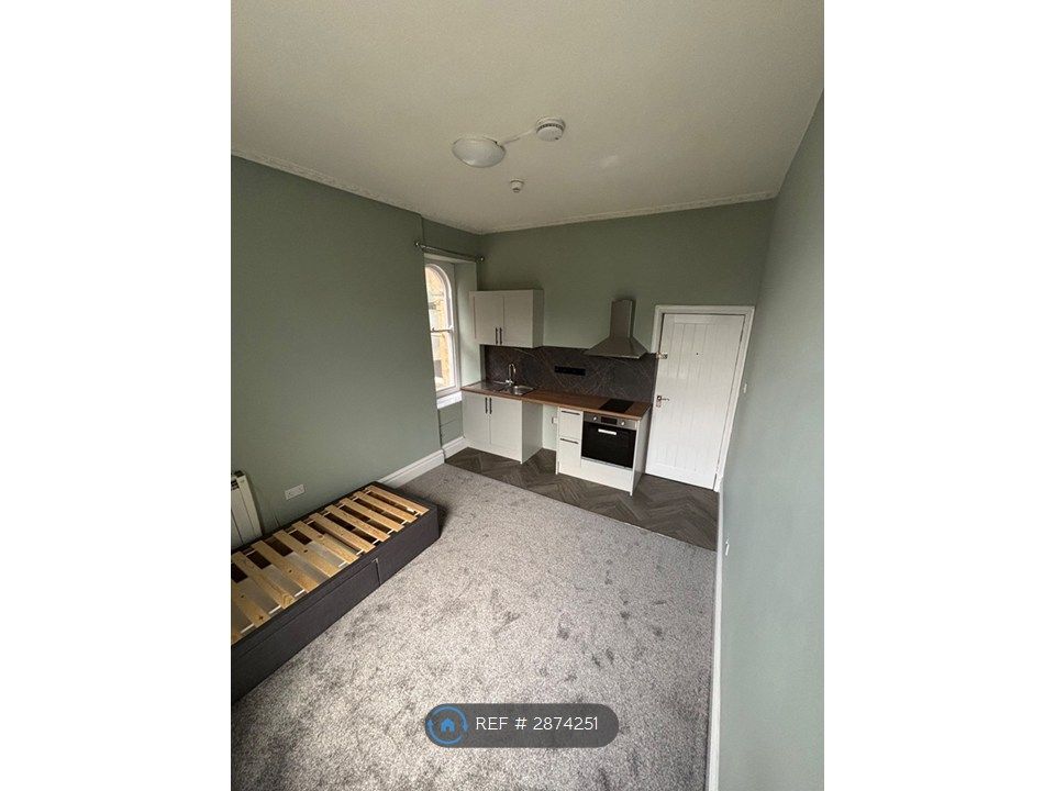 Property photo 1 of 1