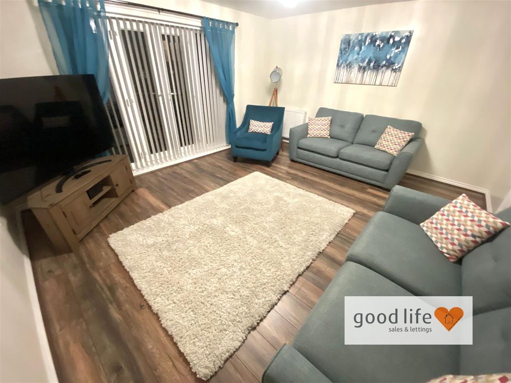 Property photo 2 of 18 20260108_200503234_Ios8Adouglas.Jpg