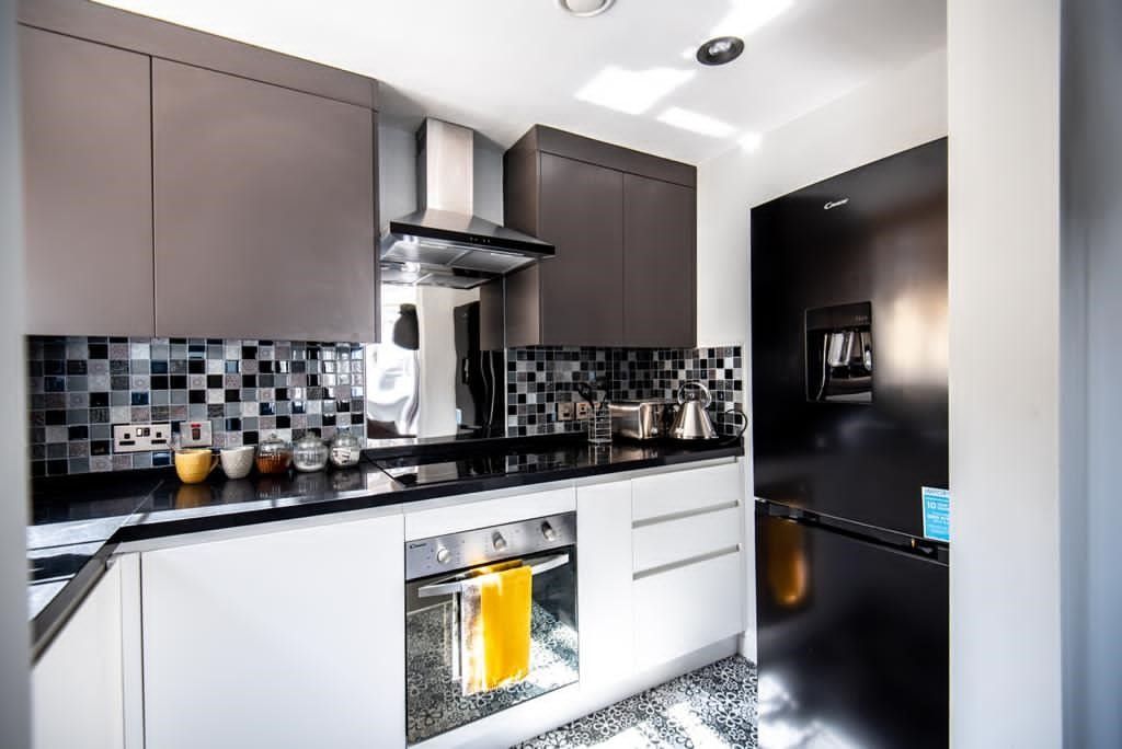 Property photo 3 of 13 2218043