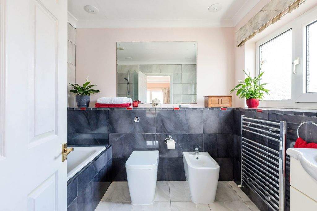 Additional image 19 of 4 bed semi-detached house for saleThe Old Racecourse, Lewes, East Sussex BN7