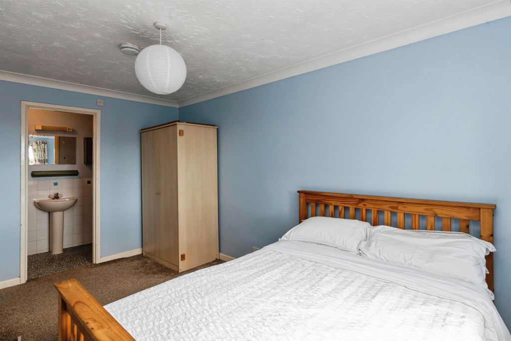 Additional image 4 of 4 bed property for saleBaverstock Road, Poole BH12
