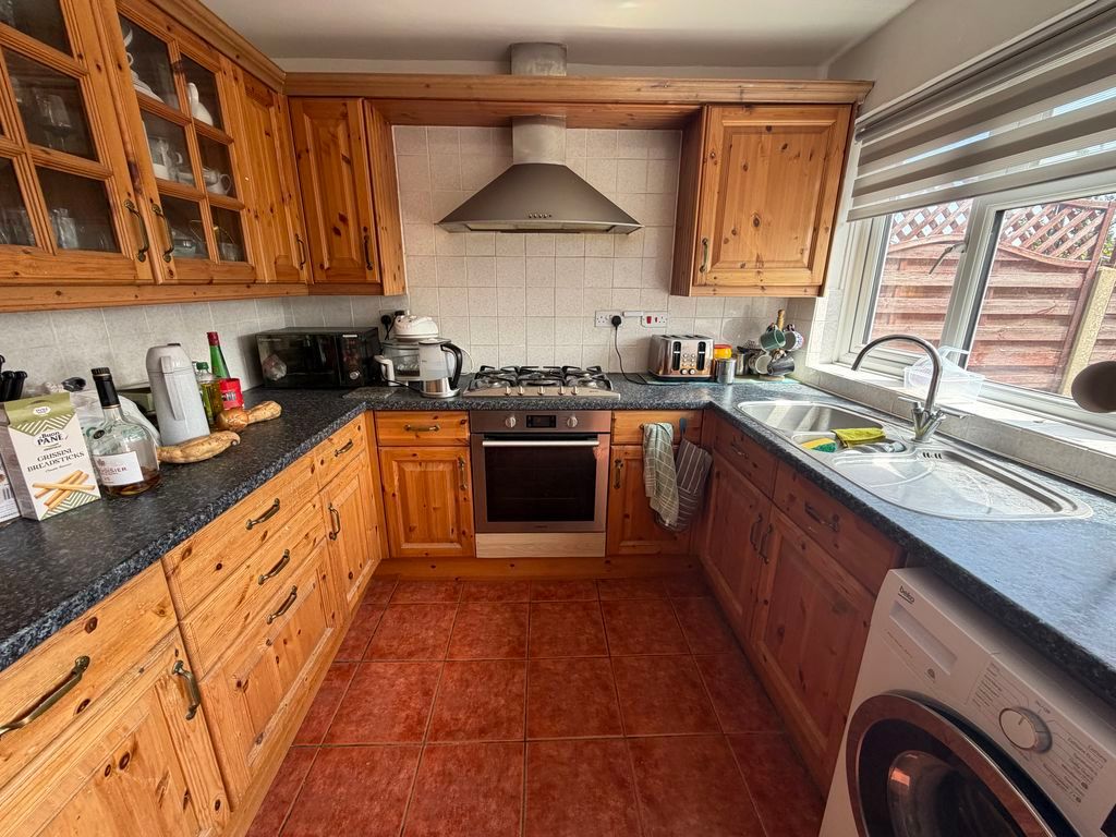 Property photo 3 of 19 Photo 16