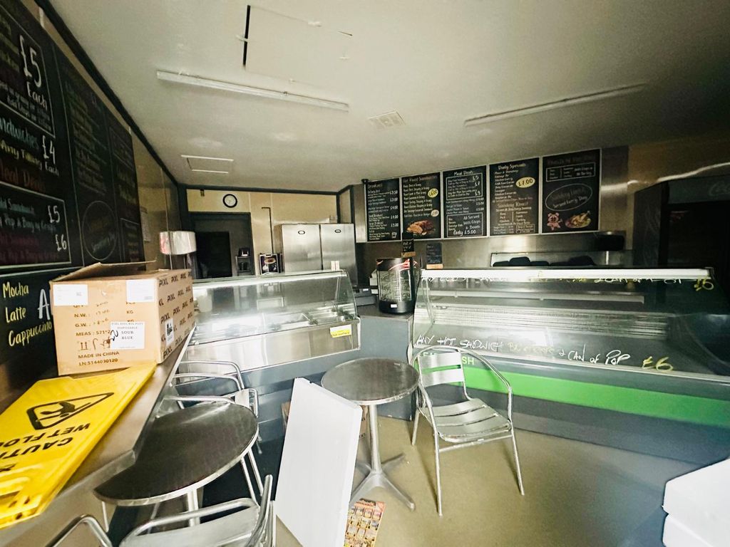 Property photo 2 of 5 Gallery