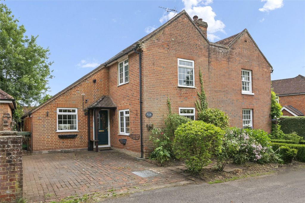 Property photo 1 of 11 Downside Cottage