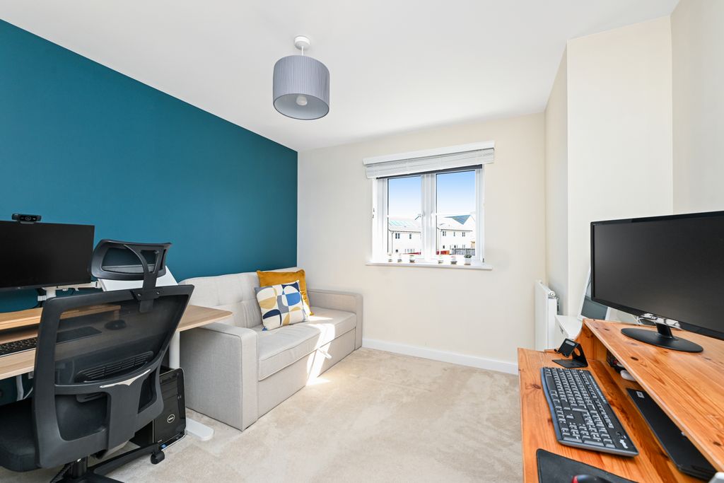 Additional image 9 of 3 bed end terrace house for sale14 Eliza Wigham Place, Burdiehouse, Edinburgh EH17