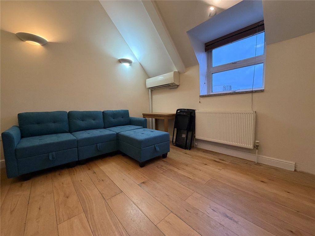 Property photo 3 of 8 Picture No. 03