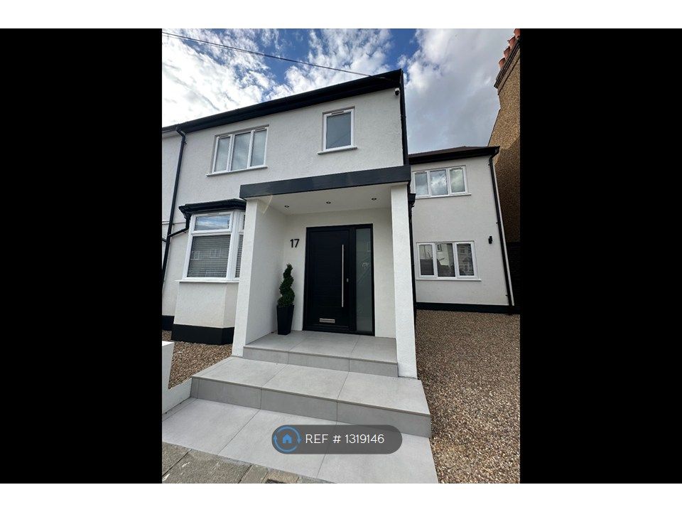Property photo 2 of 34