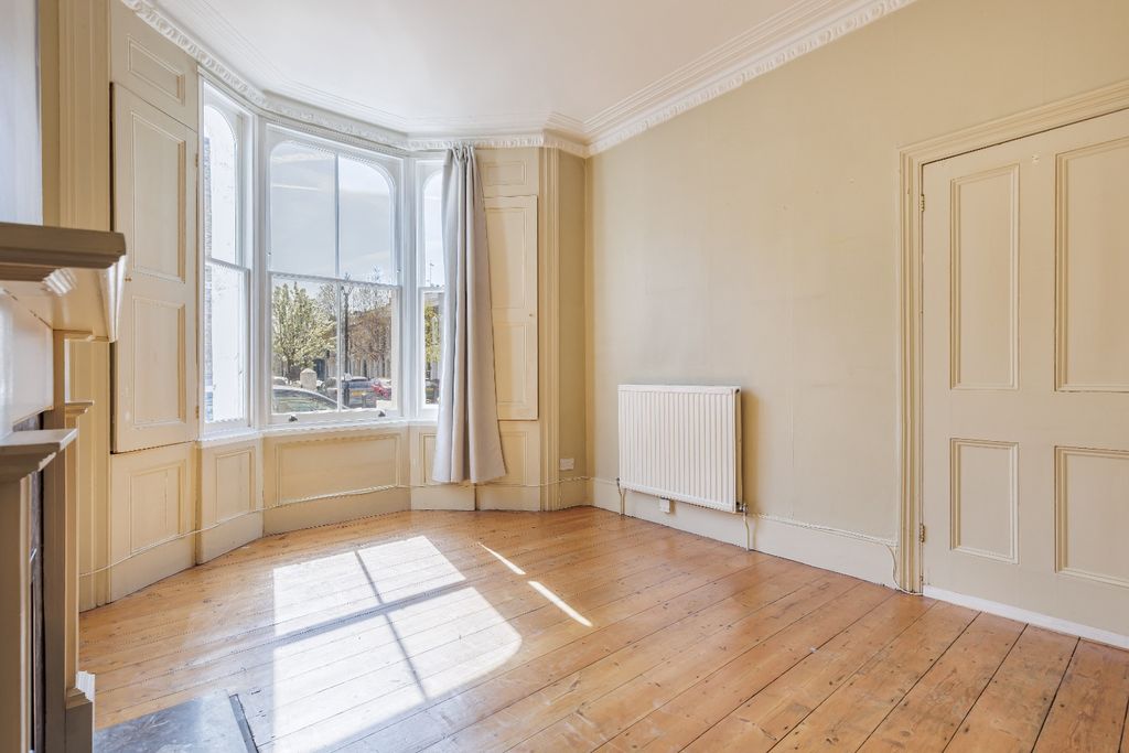 Property photo 3 of 24 4956293