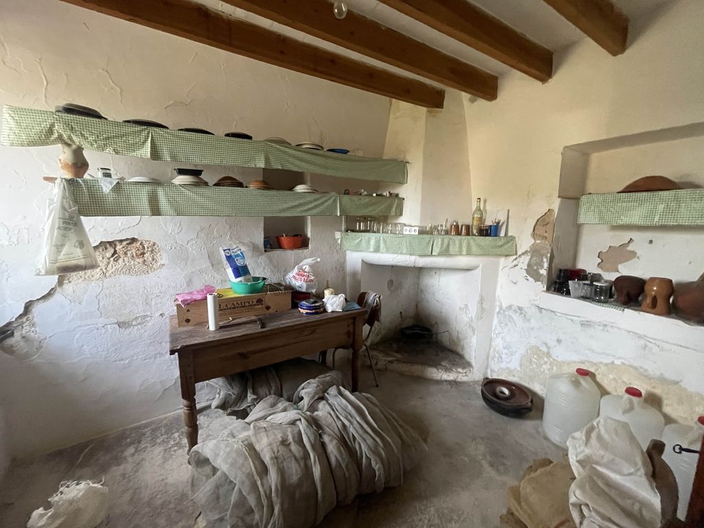 Property photo 3 of 6 Img_3014-Min.Jpg