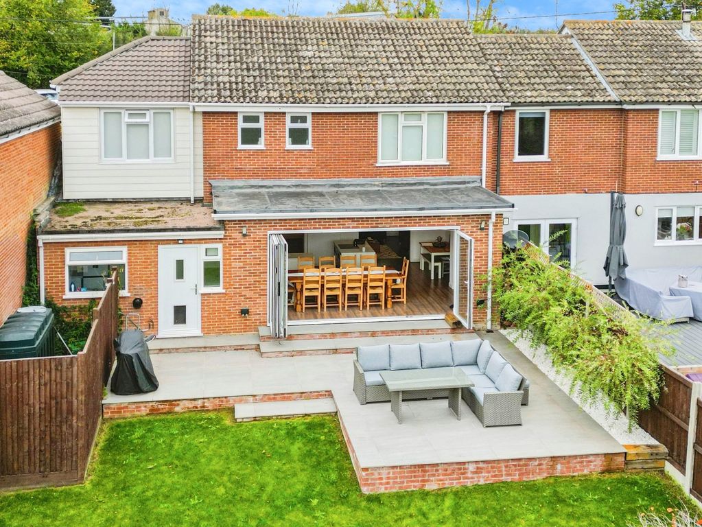 Property photo 2 of 36