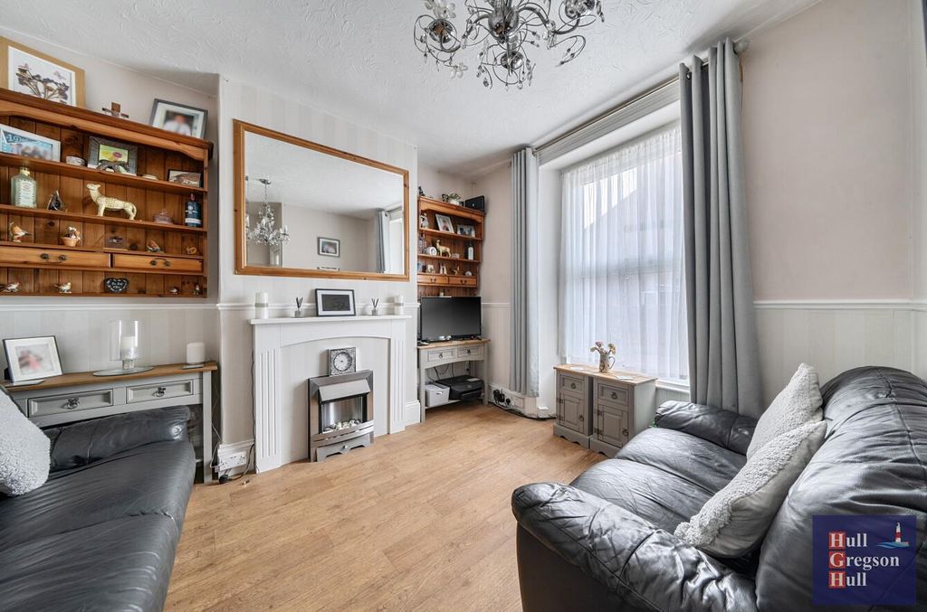 Property photo 3 of 20 1E9A5c30-600A-4c8d-A8Bf-225689Eb7254.Jpg