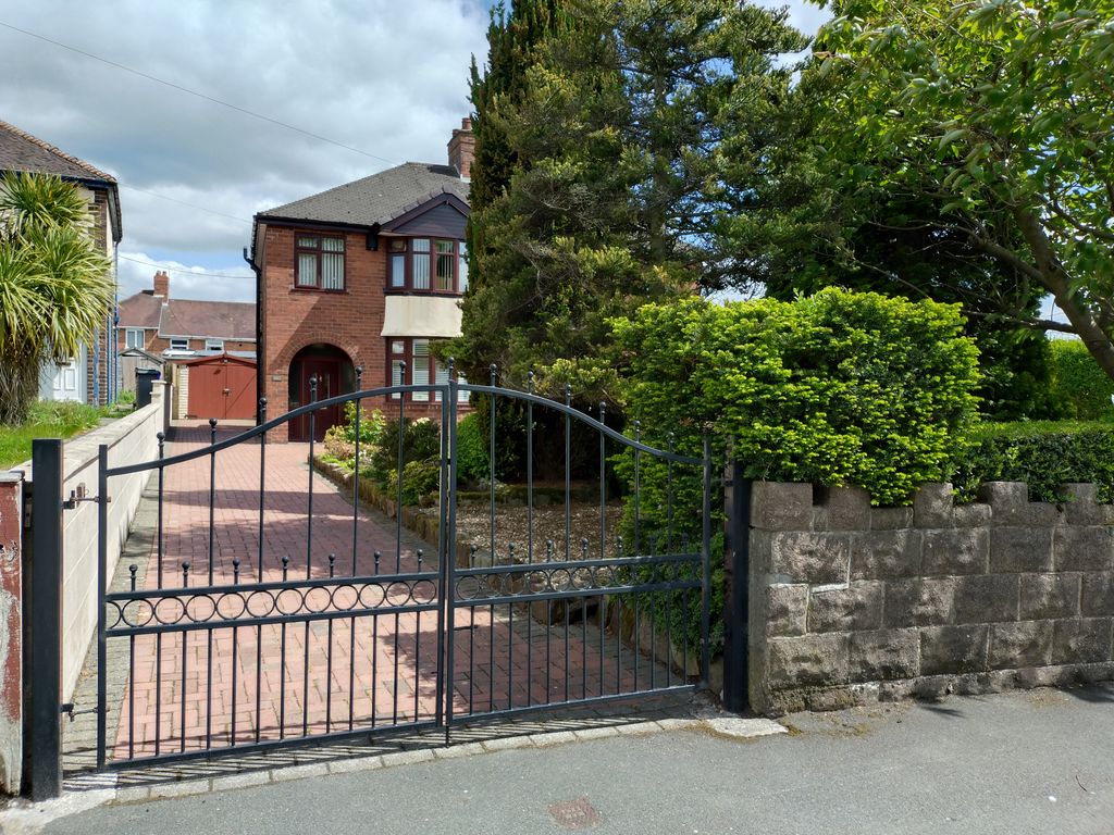 Property photo 1 of 22