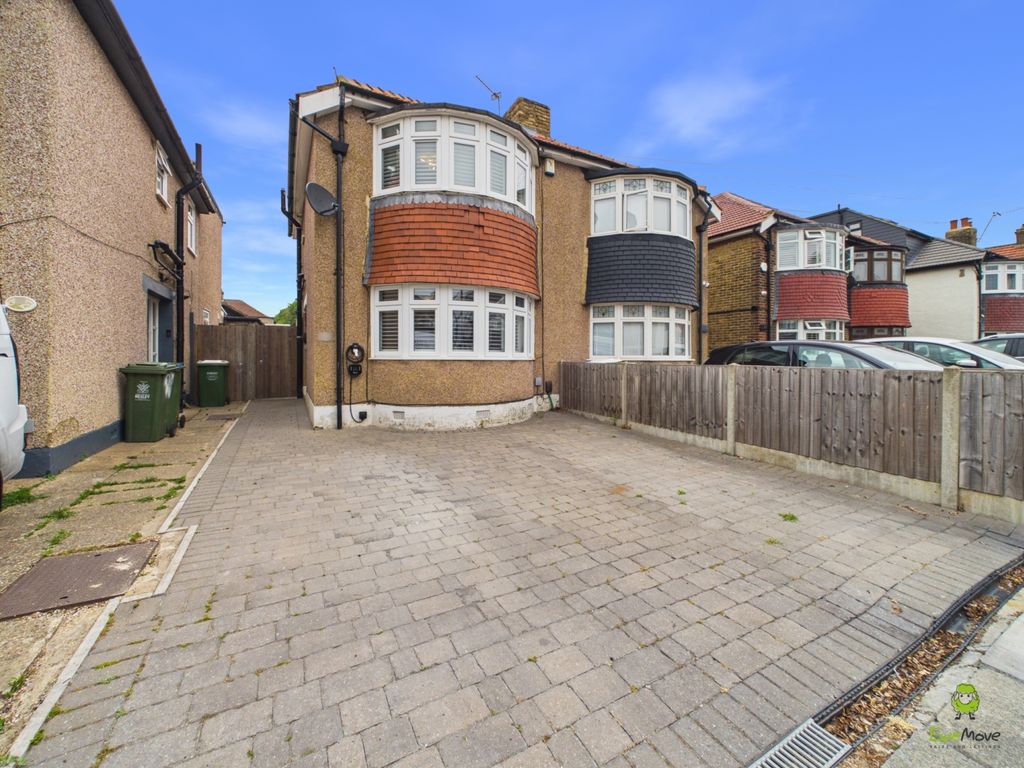 Property photo 1 of 24 Presented By Clinton At Ewemove Bexleyheath And Da