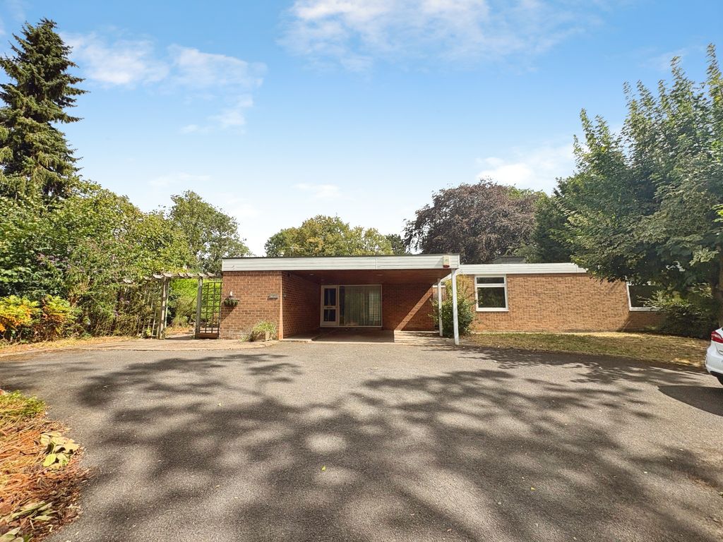Property photo 2 of 26