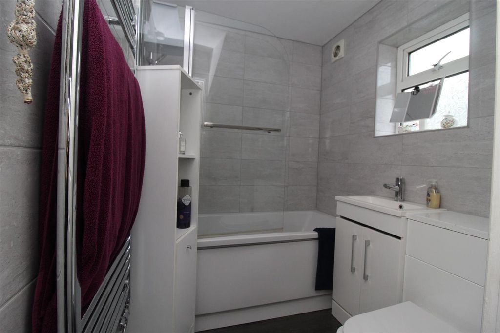 Property photo 3 of 10 Img_4022.Jpg