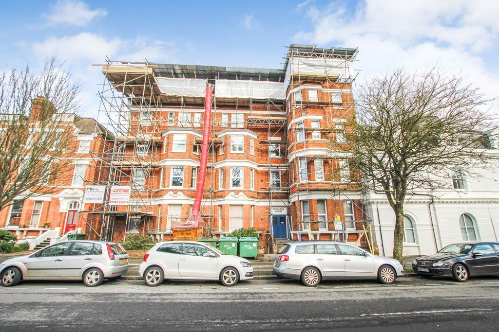 Property photo 1 of 4