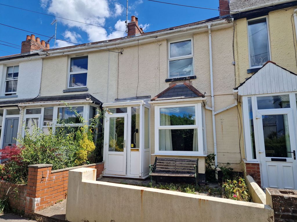 Property photo 1 of 8