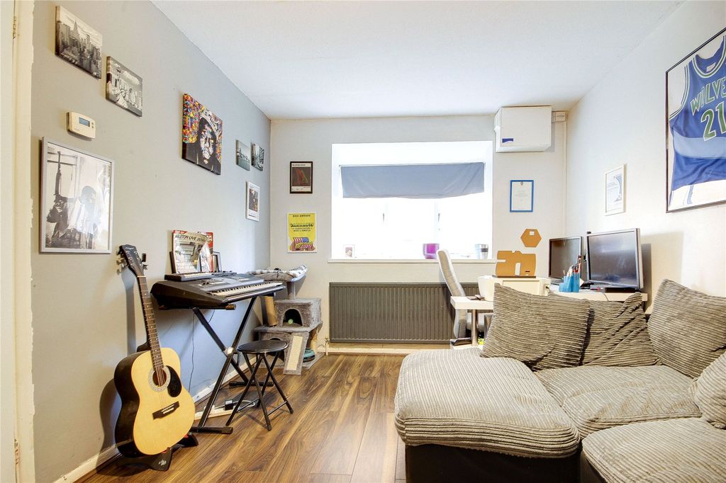 Property photo 3 of 11 Picture No. 09
