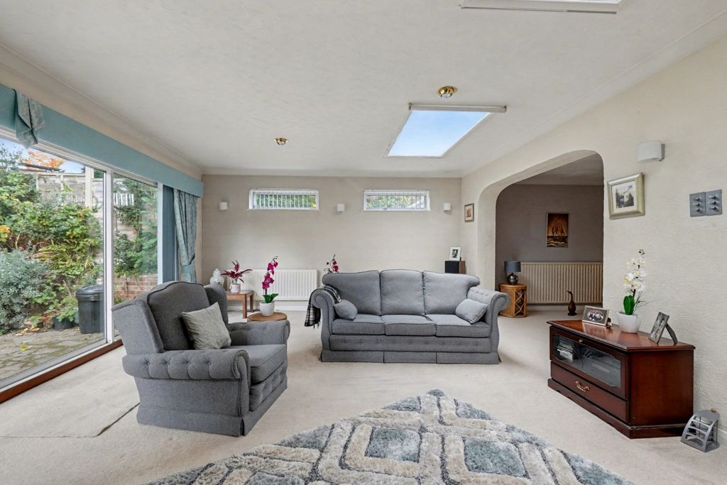 Property photo 3 of 26 4447687