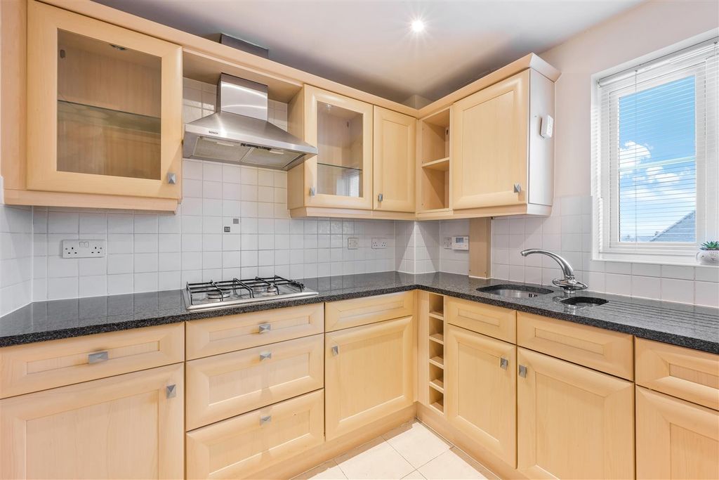 Property photo 1 of 9 Wingfield Court,  (12 From 22)-7.Jpg
