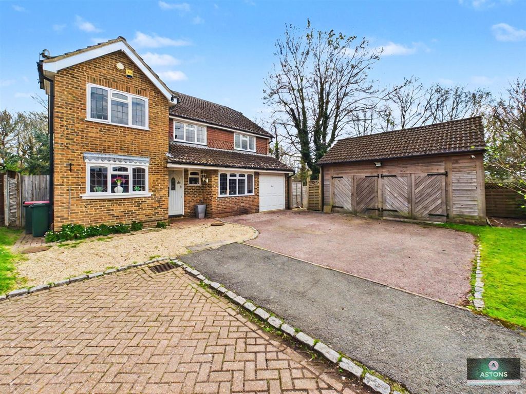 Property photo 1 of 26 Cam02067G0-Pr0232-Still027.Jpg